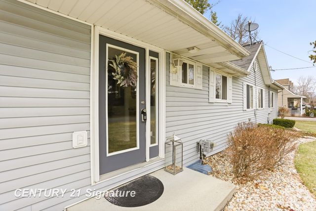 526 S Maple Street, Hemlock, MI 48626