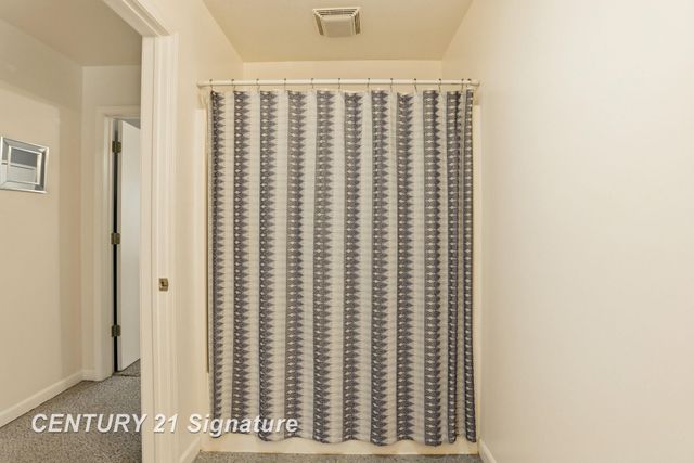 526 S Maple Street, Hemlock, MI 48626