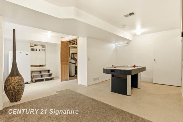 526 S Maple Street, Hemlock, MI 48626