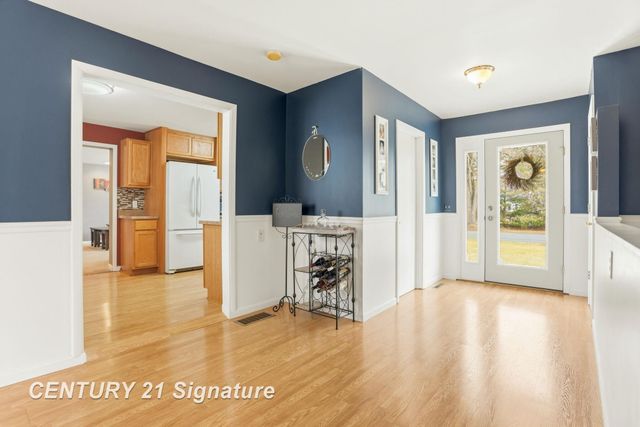 526 S Maple Street, Hemlock, MI 48626