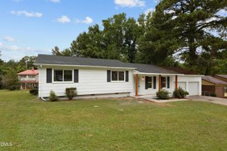 210 Murray Folk Drive, Fayetteville, NC 28314