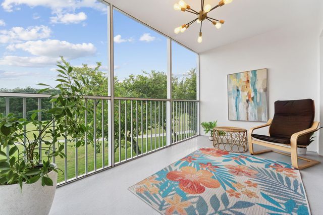 3150 N Palm Aire Drive 308, Pompano Beach, FL 33069