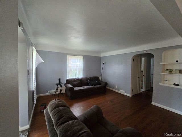 16251 Edmore Drive, Detroit, MI 48205