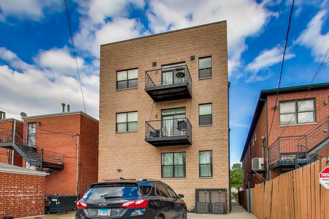 504 S Oakley Boulevard, Chicago, IL 60612