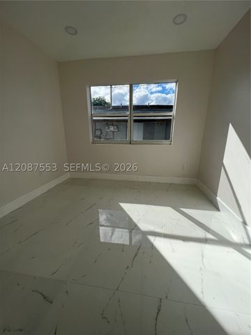 3315 SW 91st Ave, Miami, FL 33165