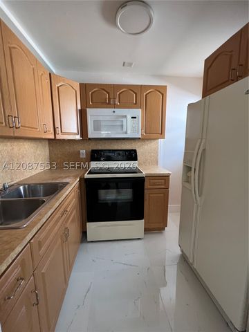 3315 SW 91st Ave, Miami, FL 33165