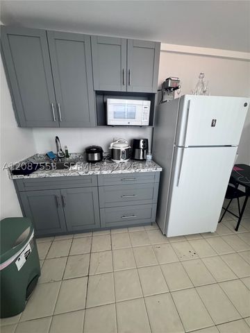 3315 SW 91st Ave, Miami, FL 33165