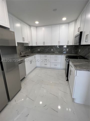 3315 SW 91st Ave, Miami, FL 33165