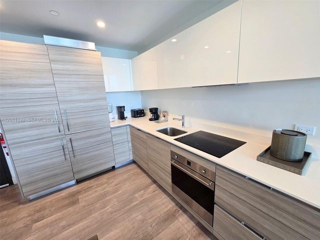 777 N Ocean Dr N507, Hollywood, FL 33019
