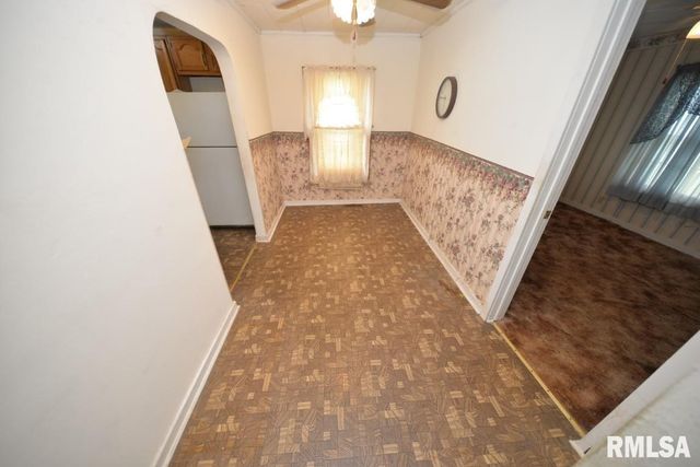 909 & 905 FAIRFIELD Road, Mt Vernon, IL 62864