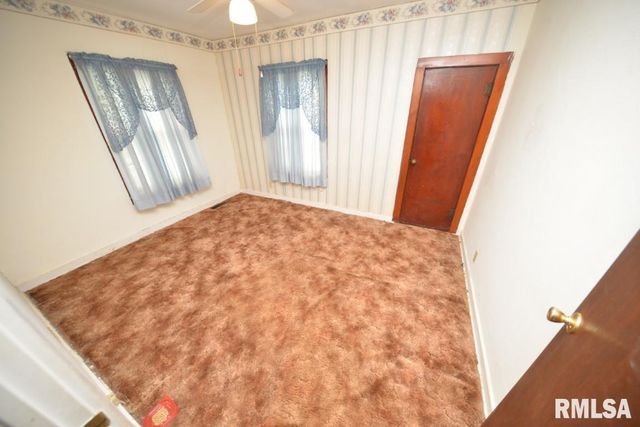 909 & 905 FAIRFIELD Road, Mt Vernon, IL 62864