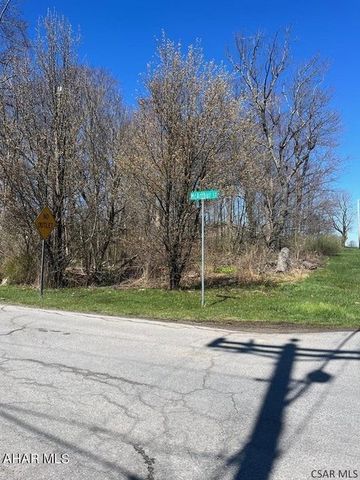 0 Mount Airy Dr, Richland School District, PA 15904