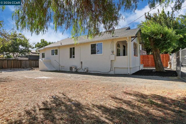 196 N Bella Monte Ave, Bay Point, CA 94565