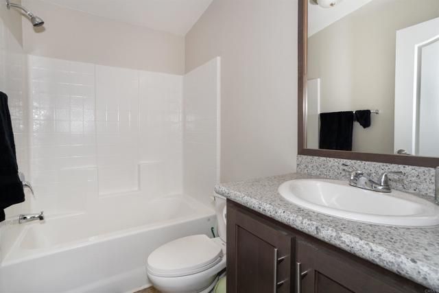 36752 Oleander Avenue, Lake Elsinore, CA 92532