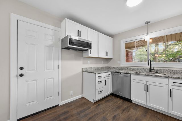 17447 Park Street, Livonia City, MI 48152