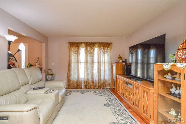 3567 Sky Hawk Drive, Shiloh, IL 62221