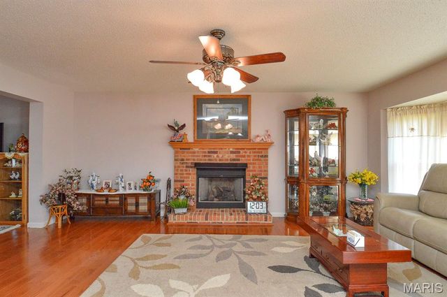3567 Sky Hawk Drive, Shiloh, IL 62221