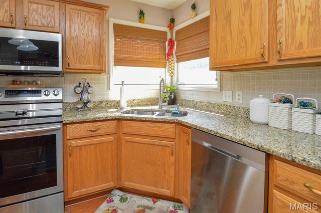 3567 Sky Hawk Drive, Shiloh, IL 62221
