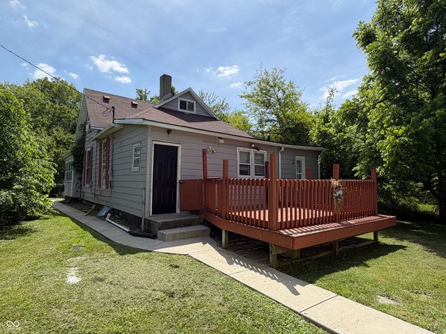 2105 Arrow Avenue, Anderson, IN 46016