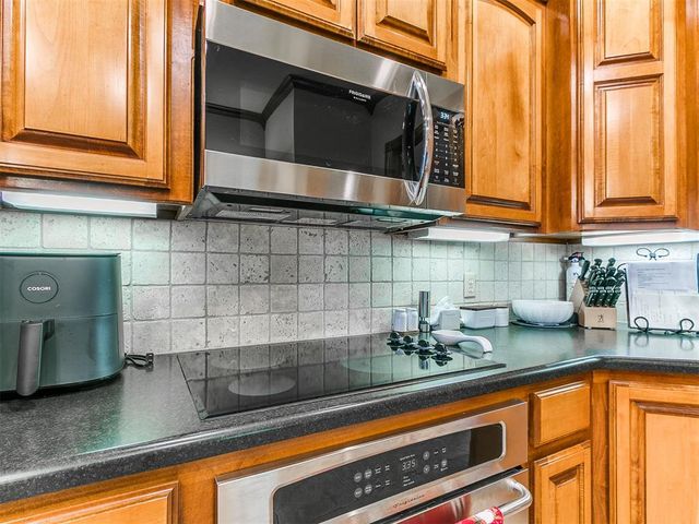 726 Silver Tree Drive, Choctaw, OK 73020