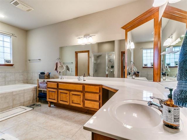 726 Silver Tree Drive, Choctaw, OK 73020