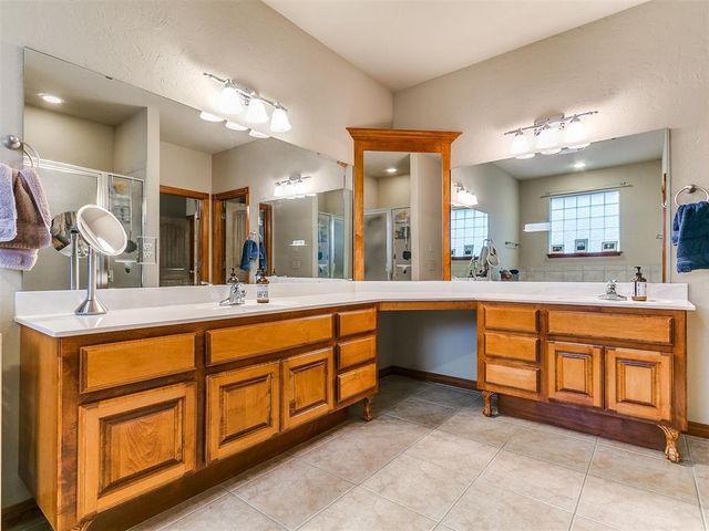 726 Silver Tree Drive, Choctaw, OK 73020