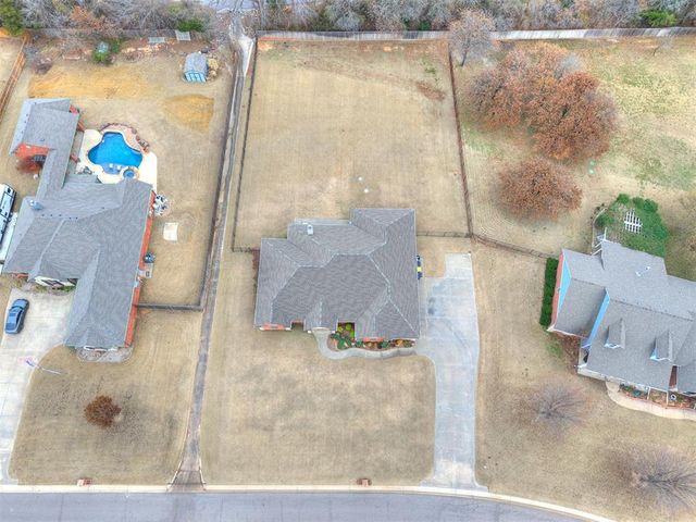 726 Silver Tree Drive, Choctaw, OK 73020