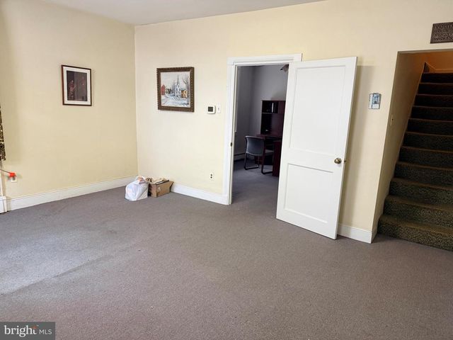 6 N MAIN ST, Richlandtown, PA 18955