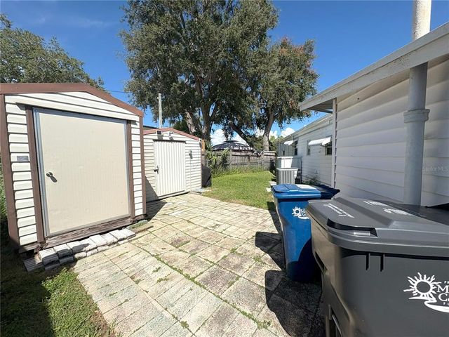 905 51ST AVENUE TERRACE W, Bradenton, FL 34207