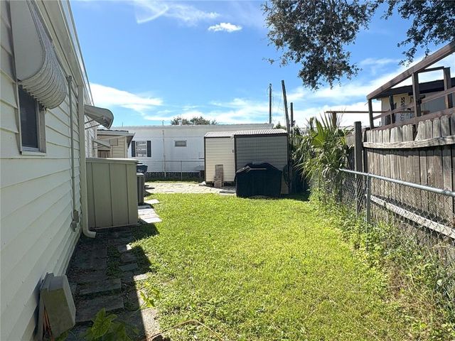 905 51ST AVENUE TERRACE W, Bradenton, FL 34207