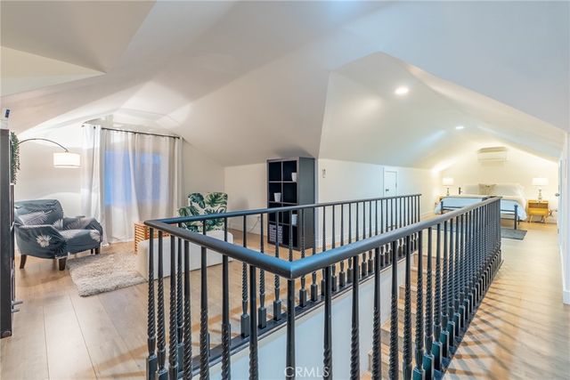135 N Vendome Street, Los Angeles, CA 90026