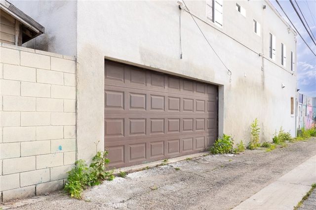 135 N Vendome Street, Los Angeles, CA 90026