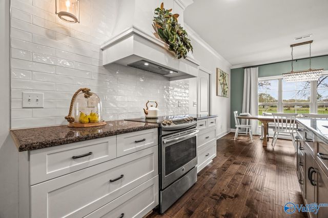 371 Spencer Lakes Drive, Meridianville, AL 35759