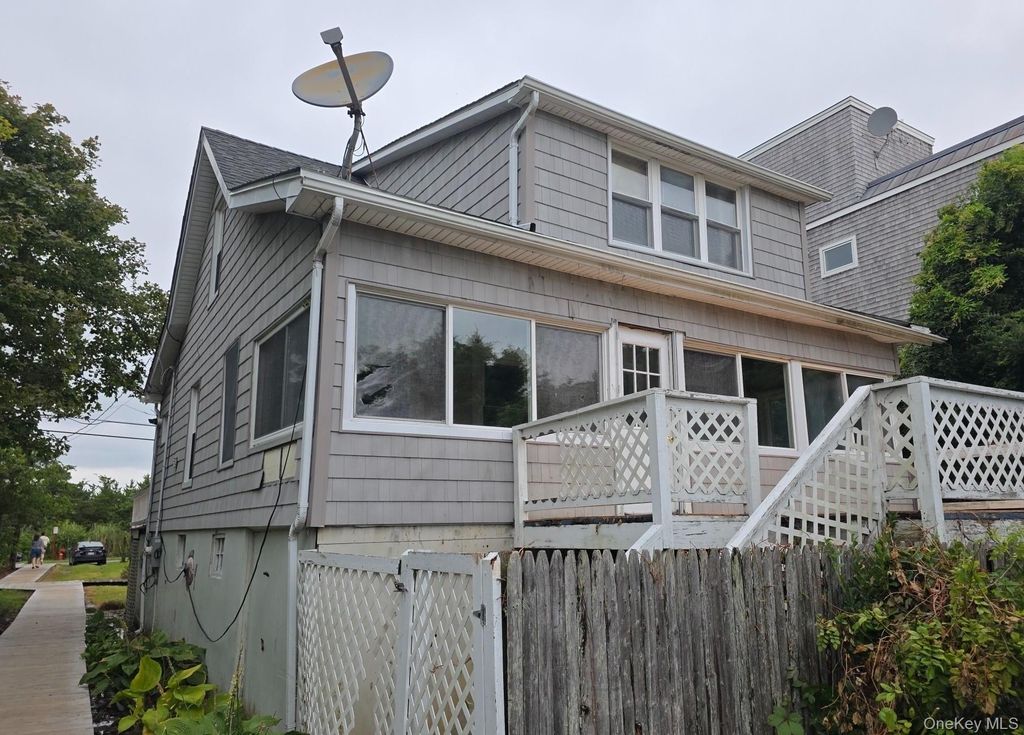 54 Oak Beach Road, Oak Beach, NY 11702 — photo 3
