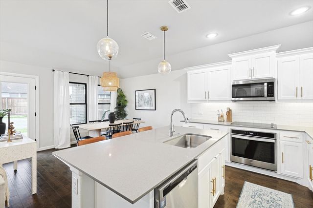 309 Ember Circle, Waxahachie, TX 75165