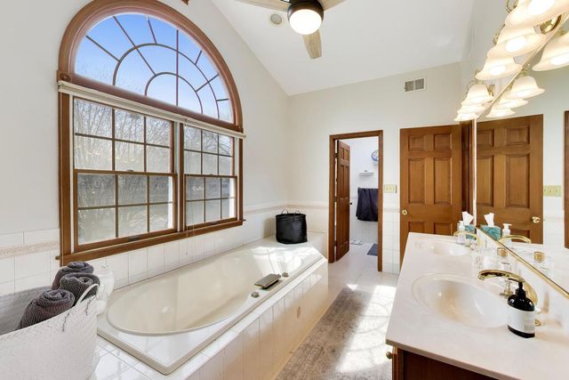 1531 S Princeton Avenue, Arlington Heights, IL 60005