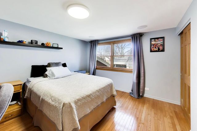 1531 S Princeton Avenue, Arlington Heights, IL 60005