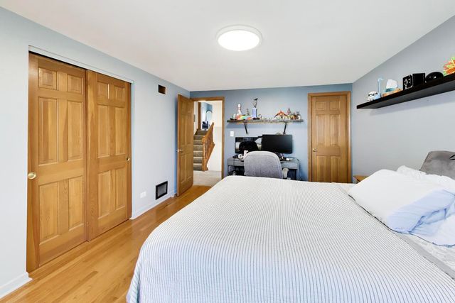 1531 S Princeton Avenue, Arlington Heights, IL 60005