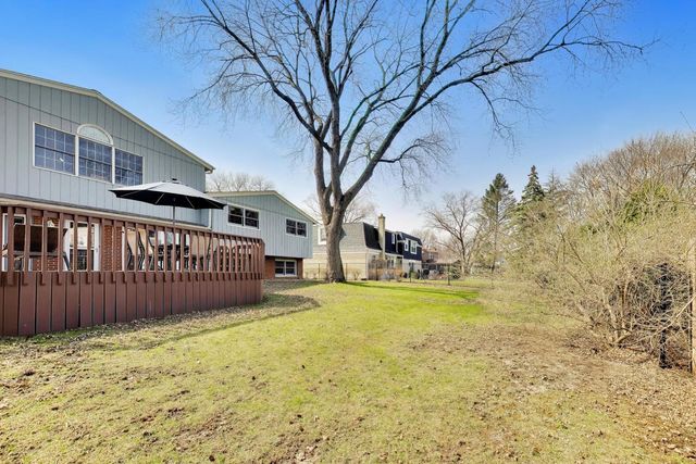 1531 S Princeton Avenue, Arlington Heights, IL 60005