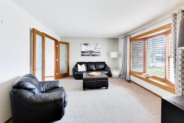 1531 S Princeton Avenue, Arlington Heights, IL 60005