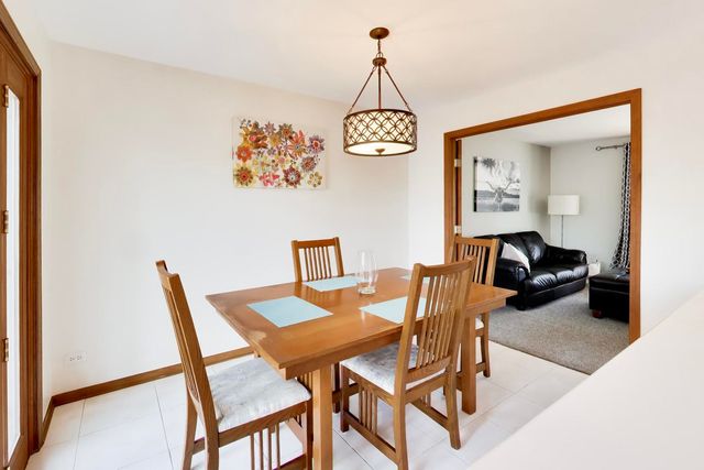 1531 S Princeton Avenue, Arlington Heights, IL 60005