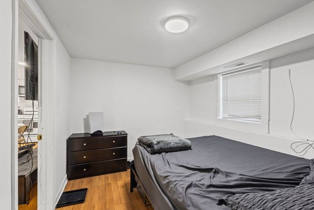 5230 S Lockwood Avenue, Chicago, IL 60638
