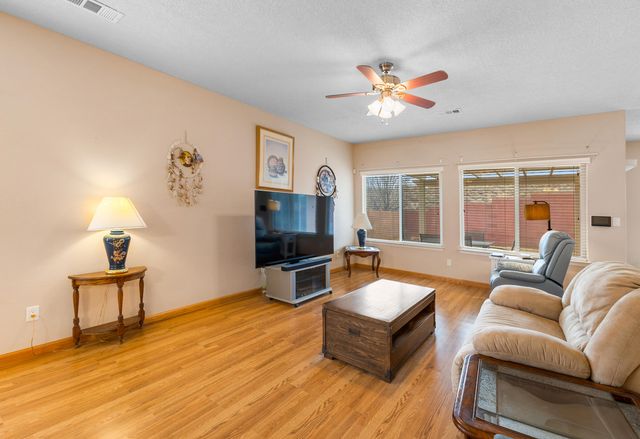 309 Valle Alto Drive NE, Rio Rancho, NM 87124