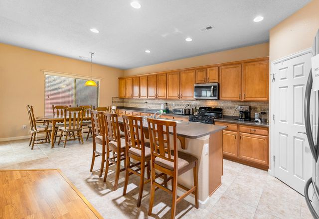 309 Valle Alto Drive NE, Rio Rancho, NM 87124