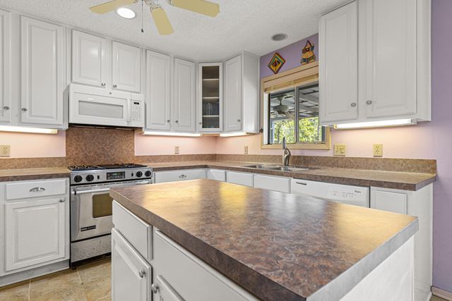 709 Tahiti Drive, Jefferson, TX 75657