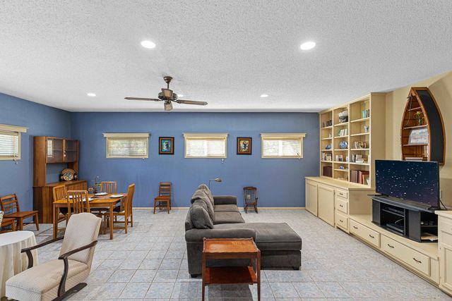 709 Tahiti Drive, Jefferson, TX 75657