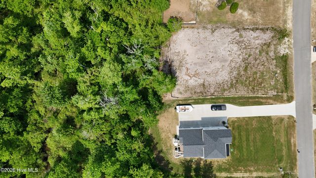 208 River Oats Court, Holly Ridge, NC 28445