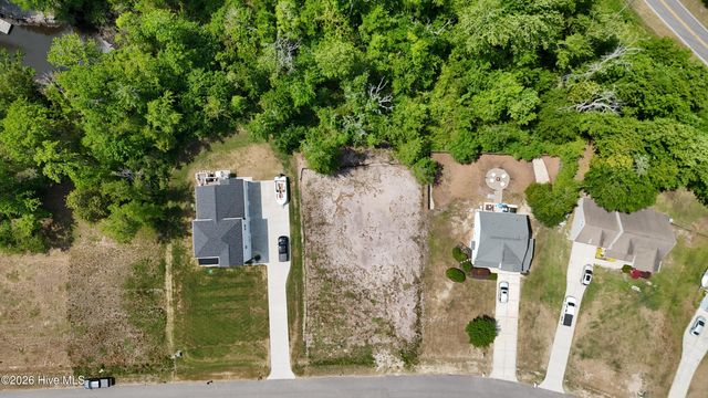 208 River Oats Court, Holly Ridge, NC 28445