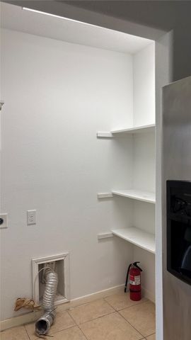 4911 Oleander Street B, Pasadena, TX 77586