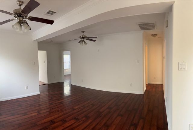 4911 Oleander Street B, Pasadena, TX 77586